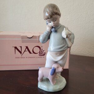 Rare NAO Figurine Boy on the Telephone with Dolls #01044